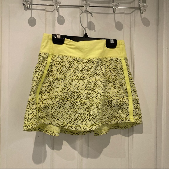 Lululemon Skirt - Picture 1 of 3